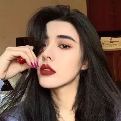 长子之塔封面